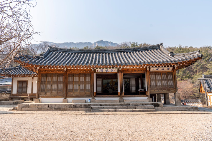 (2-1) 봉황각_외부.jpg