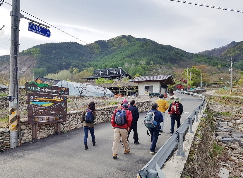 문화관광해설사 지리산 둘레길 제4코스를 탐방 (1).JPG