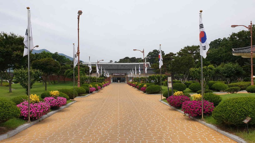 보도자료02_윤봉길의사기념관 전경.jpg