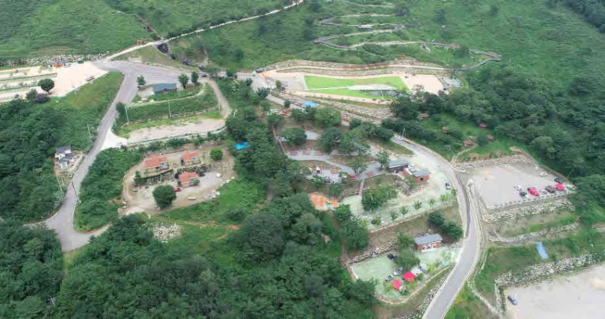 산청 황매산 미리내파크 오토캠핑장 전경.jpg