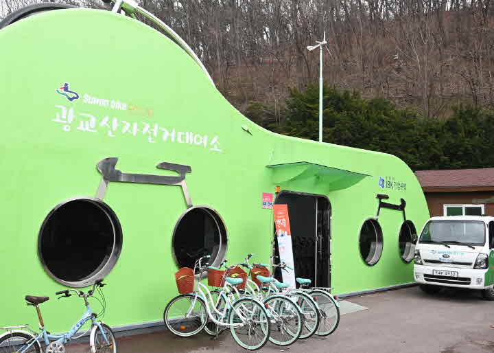 자전거로만끽하는‘수원의봄’1.jpg