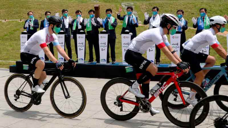 관련사진(합천군+「가야로+자전거+투어」출정식)+(1)_JPG_middle.jpg