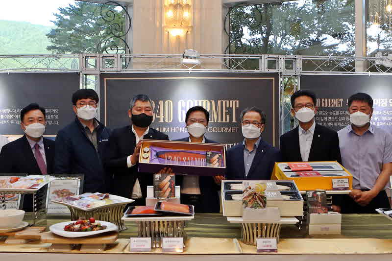 16일 하이원 그랜드호텔에서 열린 1340 고메 론칭행사에서 이삼걸 대표이사.JPG