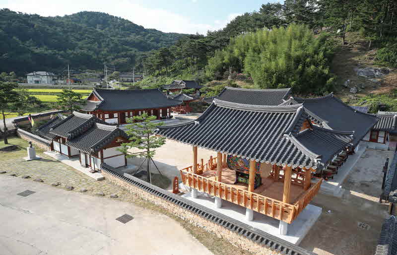 산청군 단성면 남사예담촌 기산국악당 전경.jpg