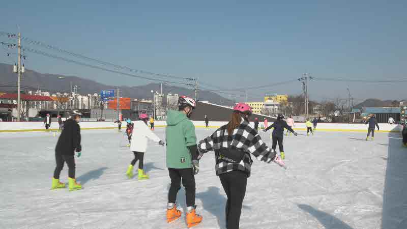 양산시 야외 스케이트장 운영1.jpg