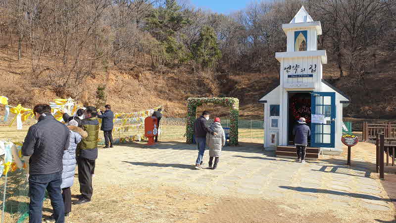 4. 드라마촬영장 소원지쓰기.jpg