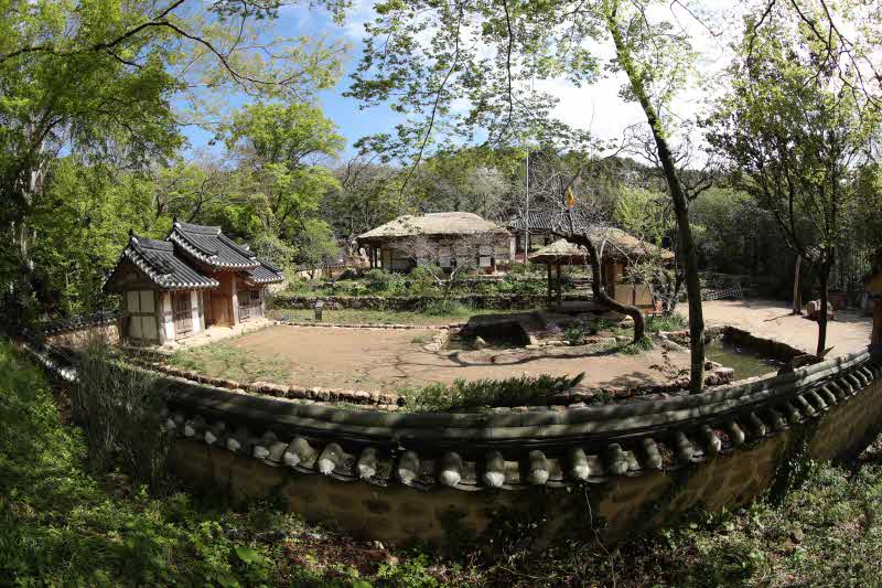 남도고택 백운동원림.jpg