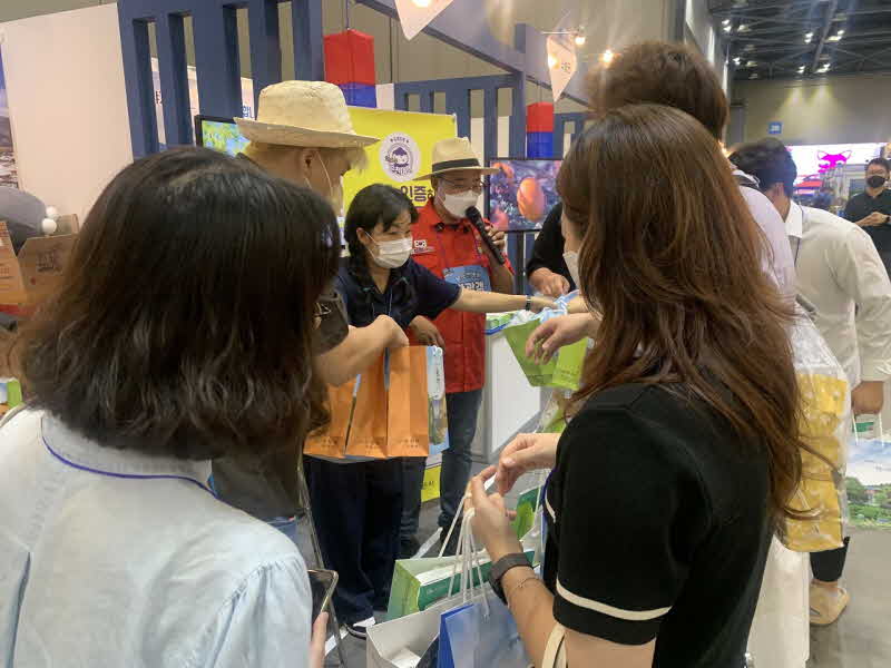 5. 대한민국 방방곡곡 여행박람회 순천시 홍보1 (1).jpg