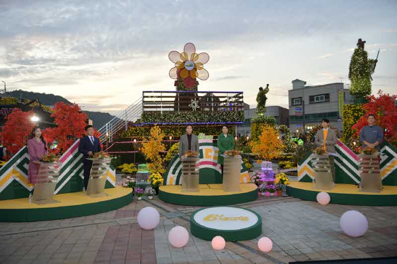 예산장터 삼국축제 개막식1.jpg