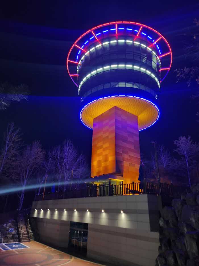 야간볼거리로 거듭난 안동문화관광단지 전망대 (1).jpg