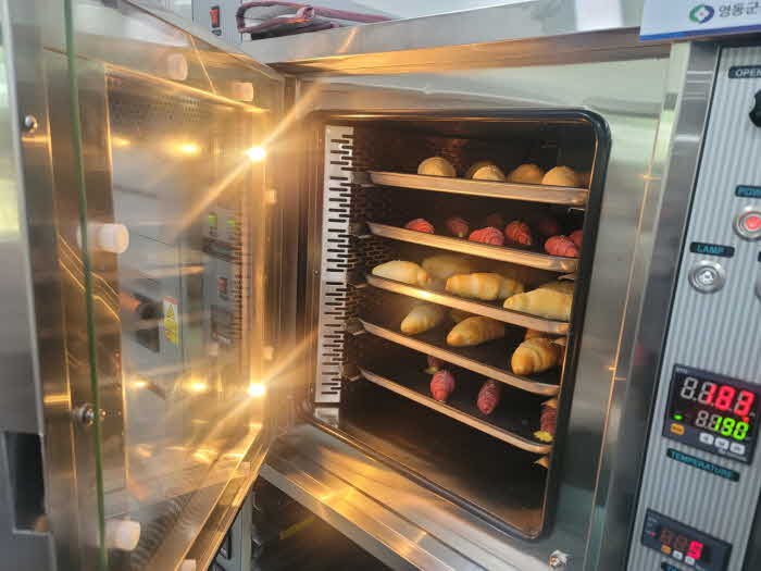 1. 와인소금빵 만들기 (1).jpg