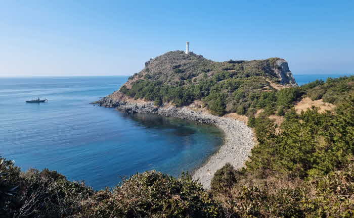 케이-관광섬 육성- 거문도(녹산등대 가는길).jpg