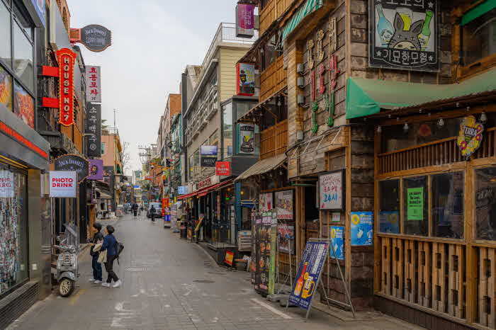 (사진5) 각국의 음식이 모인 세계음식거리.JPG