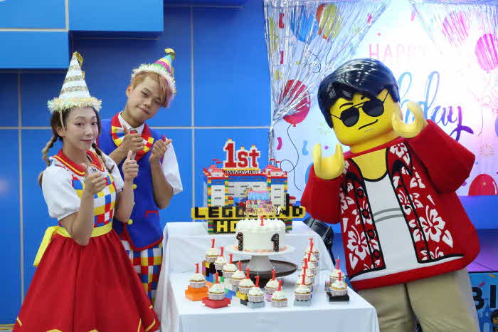 [사진2] 개관 1주년을 맞이하여 다양한 고객 감사 이벤트 진행.JPG