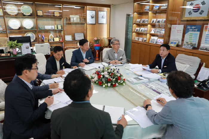 1. 주요간부회의(체류형관광상품).jpg