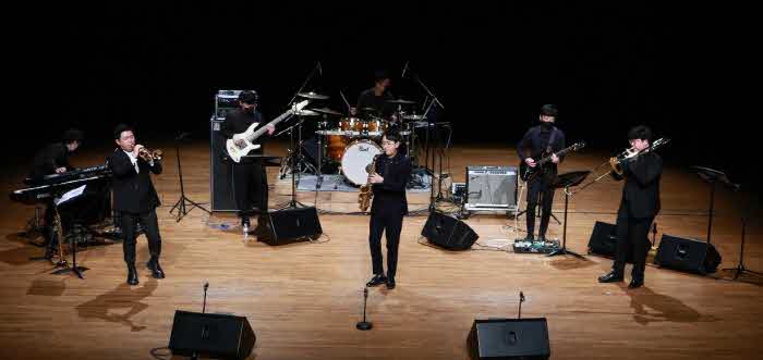 사진2 경기팝스앙상블.jpg