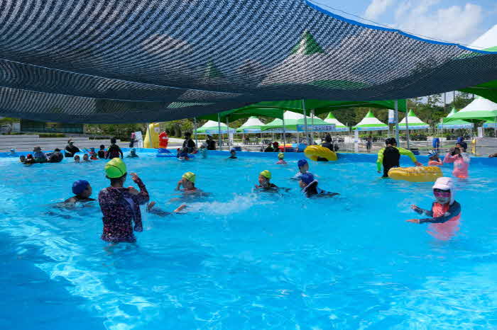 1. 레인보우 힐링광장 물놀이장 (3).jpg