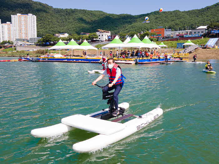 보도 1) 2022년 수상 썸머 페스티벌 사진 (2).jpg