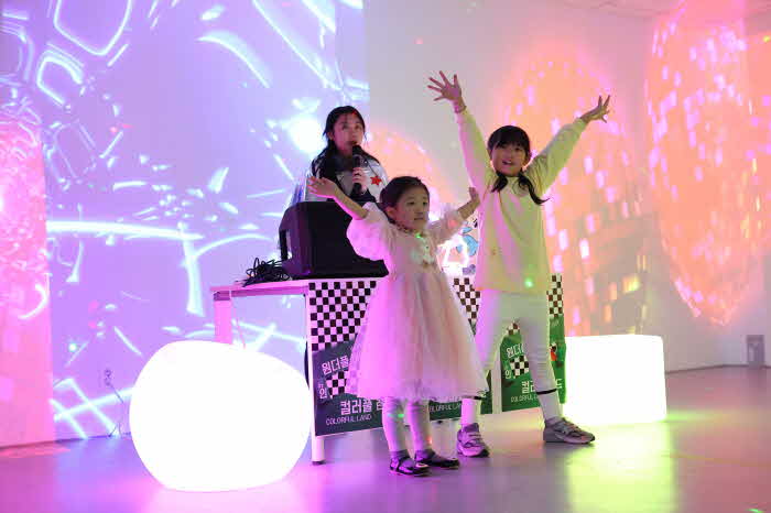 하이원리조트 'Dance Party in 컬러풀 랜드'프로그램.jpg