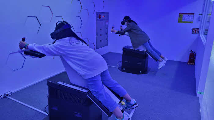 005.jpg