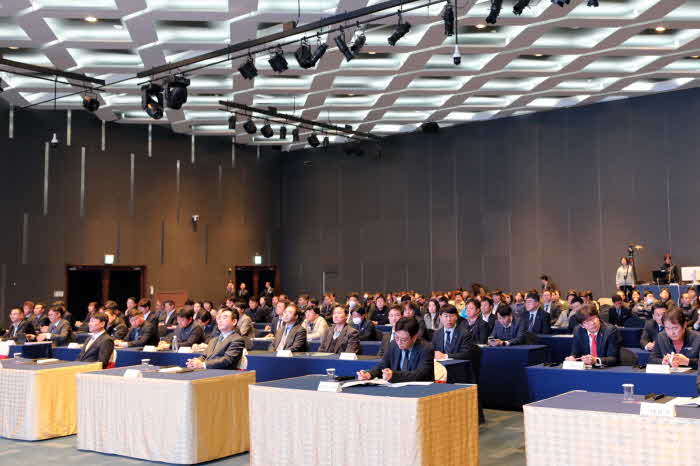 직원 의견 수렴회.jpg