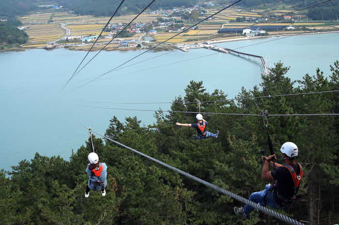 추천 관광지- 강진 가우도-짚트랙.JPG