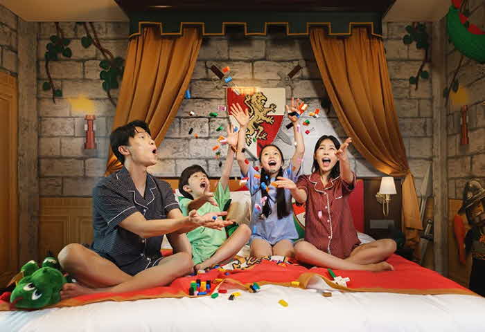 [사진] 레고랜드가 가을을 맞이해 국내 대표 키즈 플랫폼 '맘맘'과 함께 공동 프로모션을 진행한다..jpg