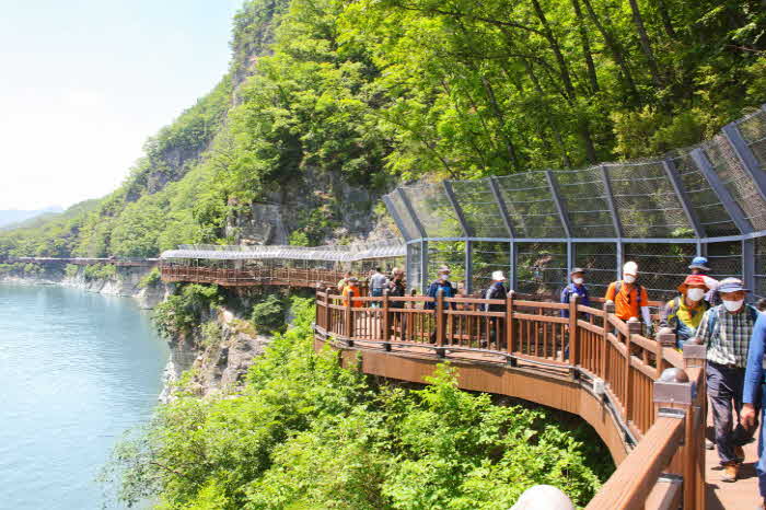 [꾸미기]보도 1) 단양강잔도.jpg