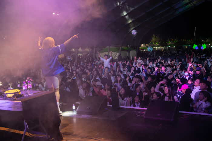 2023년 인삼골축제 인맥파티 사진.jpg