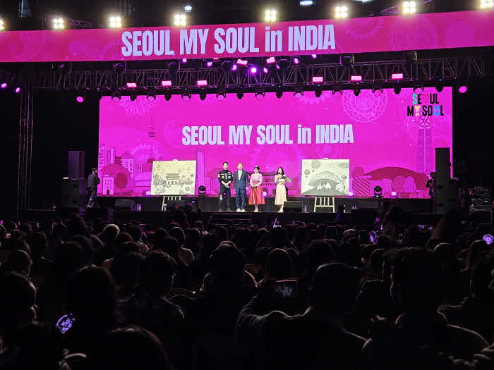 (대표사진) 라이브 드로잉 퍼포먼스가 펼쳐진 서울 브랜드쇼.jpg