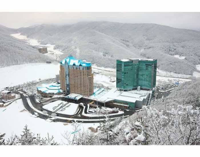 강원랜드 전경 겨울 (1).jpg