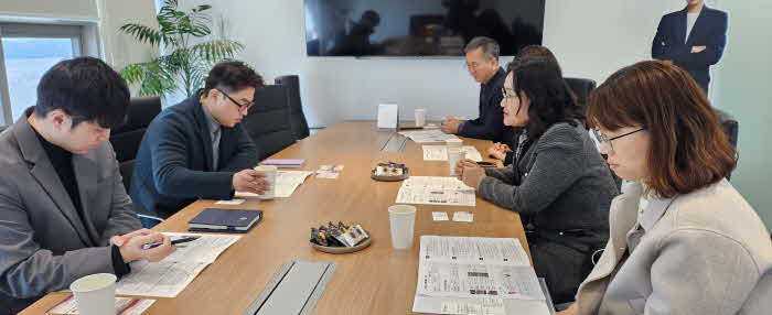 [거창군]25.2.6. 보도자료(거창군 관광공사 방문사진).jpg