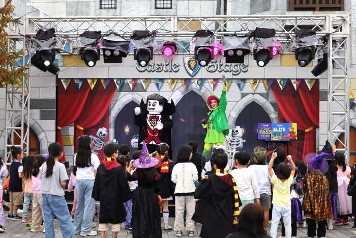 [사진] 레고랜드, ‘오늘의 몬스터 스타’ 코스튬 콘테스트 개최.JPG