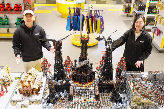 사진 레고랜드, 팬 창작 작품 ‘반지의 제왕’ 특별 전시.JPG