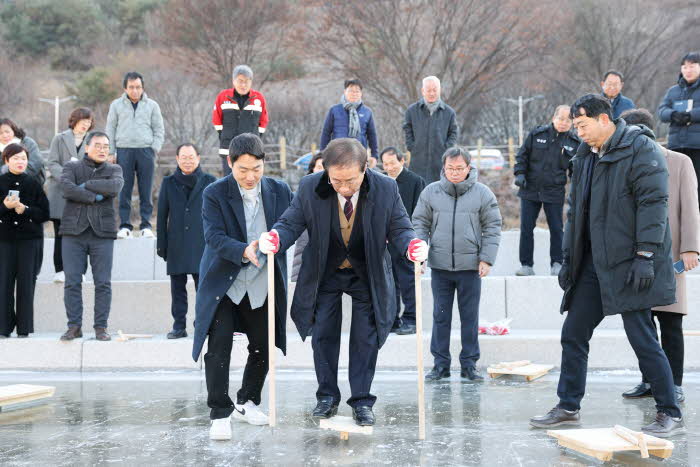 보도 1) 단양 겨울놀이 축제.jpg