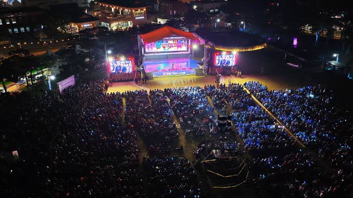 20일 (홍성군, 연간 관광객 760만 시대 열다).jpg