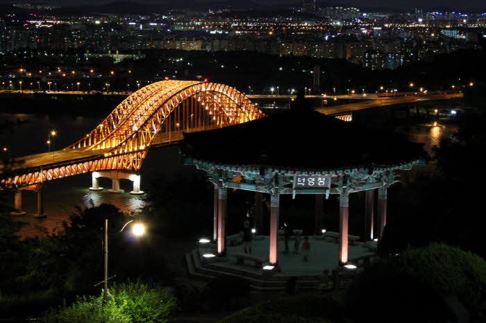 3. 고양시_ 3월 14일부터 행주산성 야간개장 시작 (1).jpg