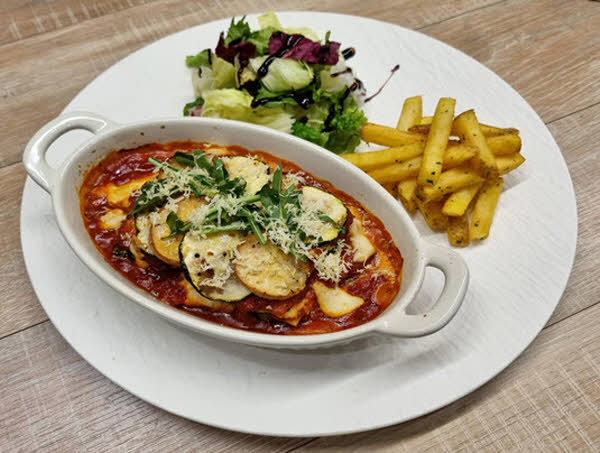 10 (비건음식 예시) 제철 채소를 활용한 라자냐.jpg